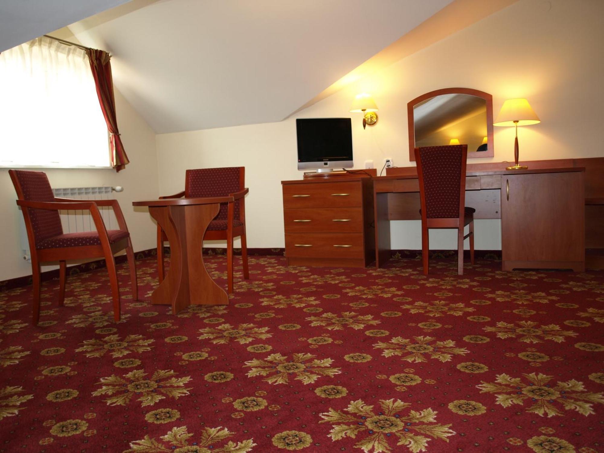 Hotel Relaks Wola Ducka 외부 사진