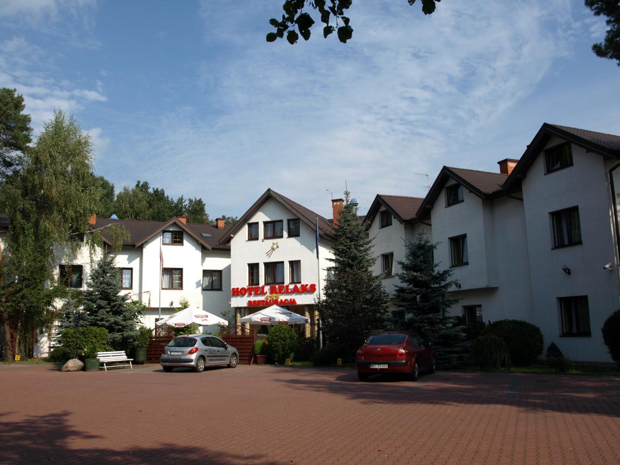 Hotel Relaks Wola Ducka 외부 사진
