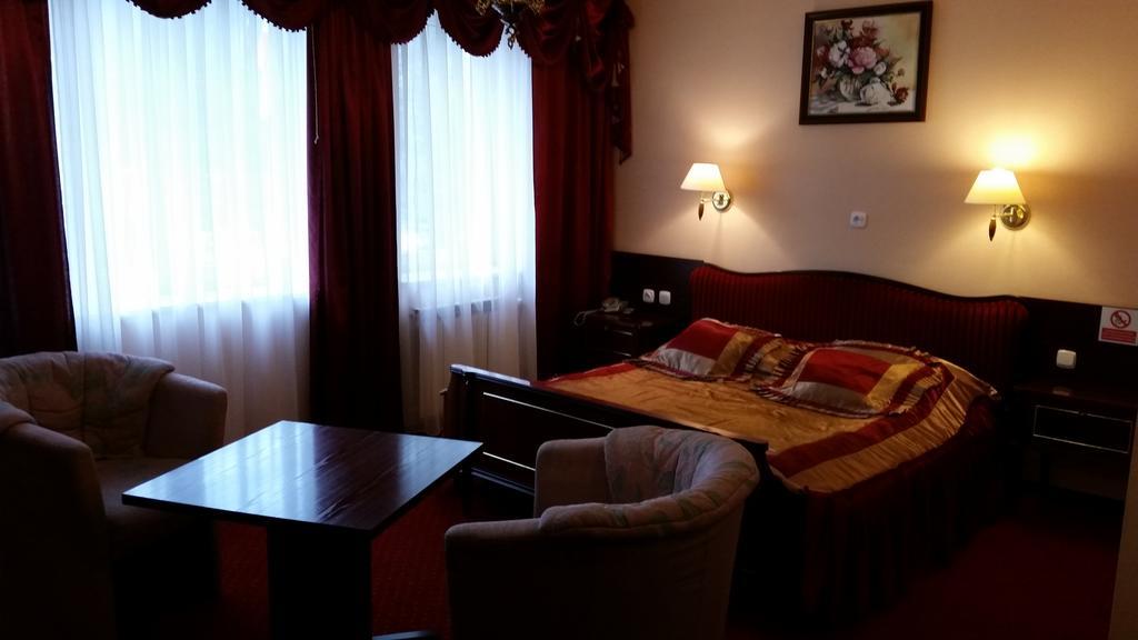 Hotel Relaks Wola Ducka 외부 사진